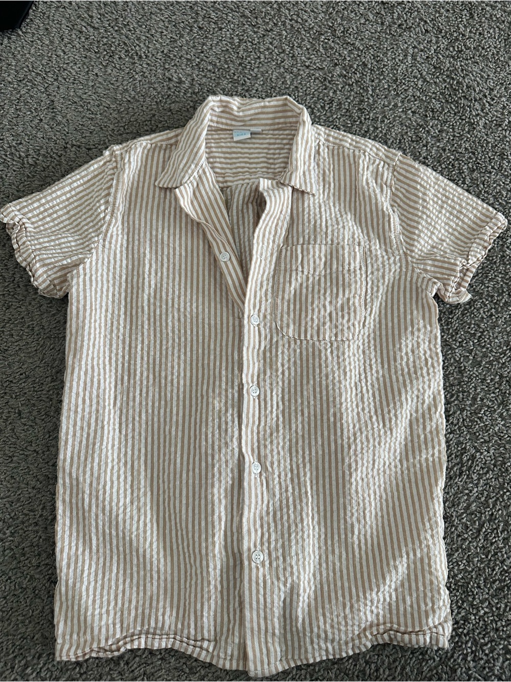 Amazon Beige & White Striped Short-Sleeve Button-Down Shirt